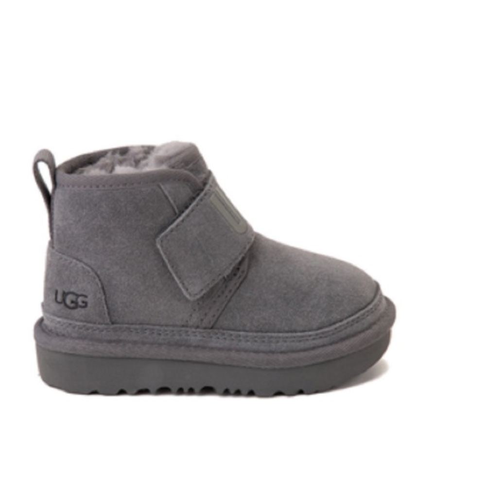 Ugg Neuwel II Graphic Boot - size 11 toddler/little kids